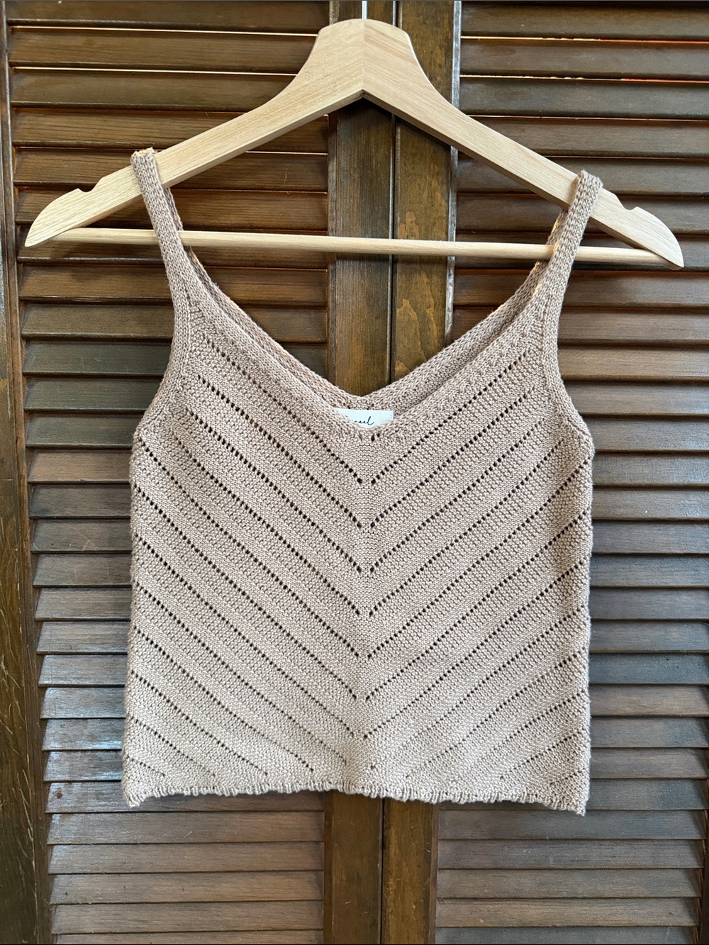 Women’s Knit V-Neck Tank Top - Beige